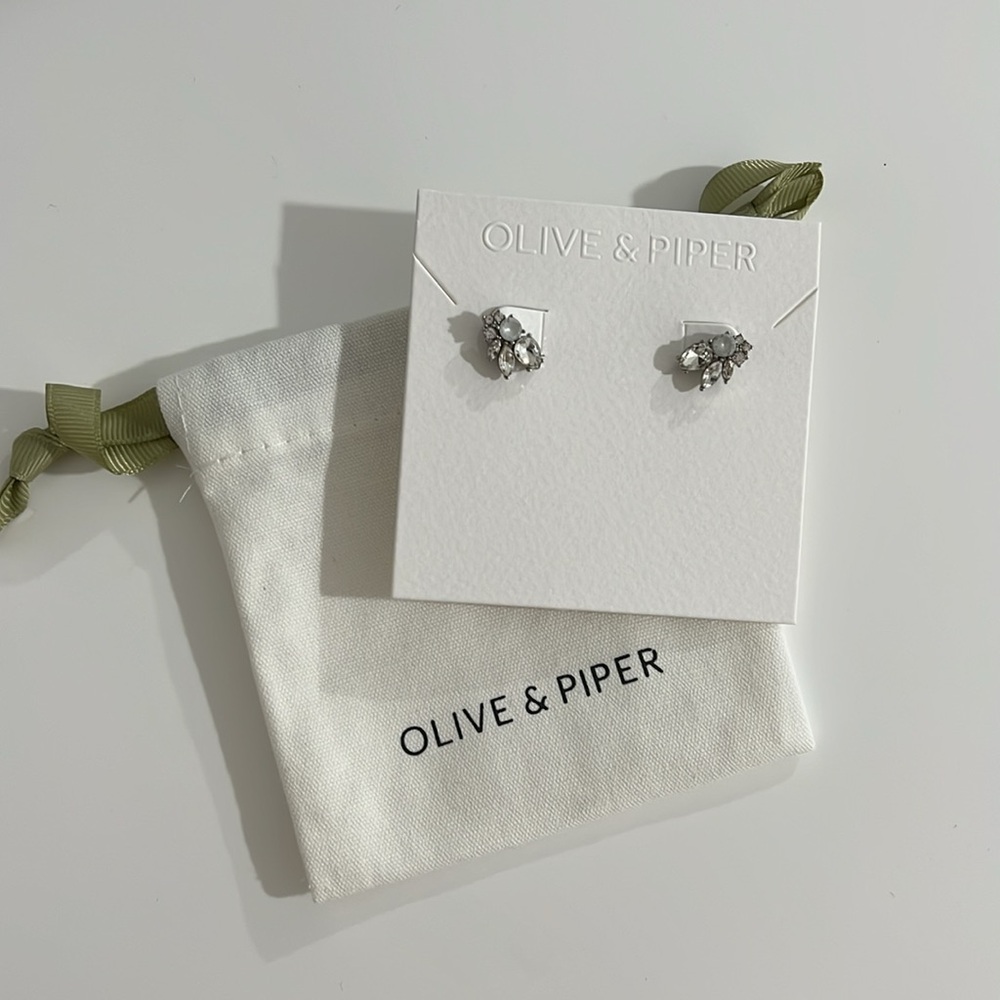 OLIVE + PIPER Sonya Studs | NWT